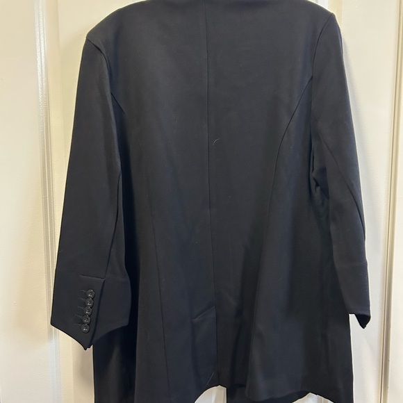 Black ponte knit Cabi blazer - Picture 3 of 4